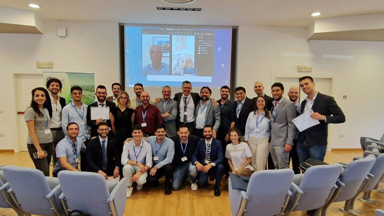 Scatto di chiusura della 8° SIIV Arena e della XIX International SIIV Summer School 2023: “Transportation Infrastructures towards Green Transition”